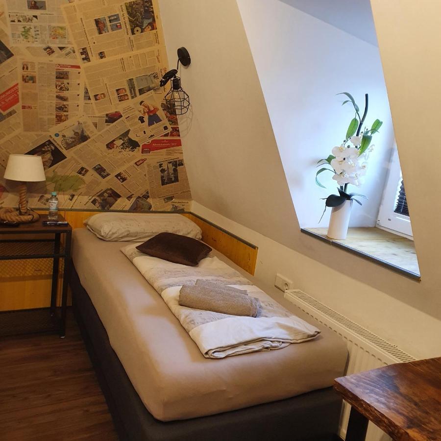 בילפלד Victory Guesthouse - Handwerker Pension מראה חיצוני תמונה