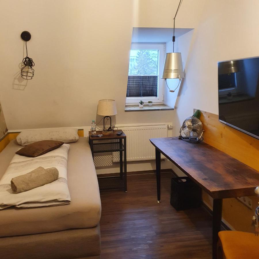 בילפלד Victory Guesthouse - Handwerker Pension מראה חיצוני תמונה
